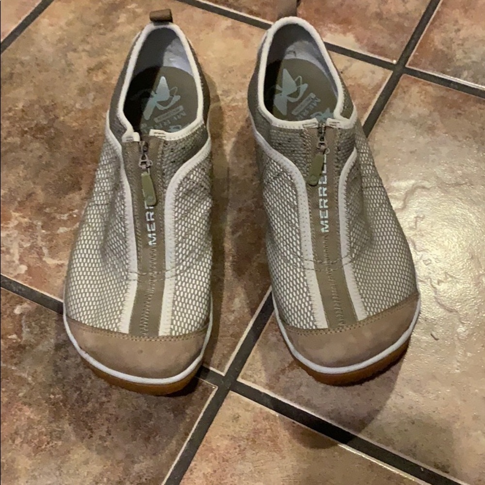 Merrill Women’s size 11 (fits like a 10) Shoes